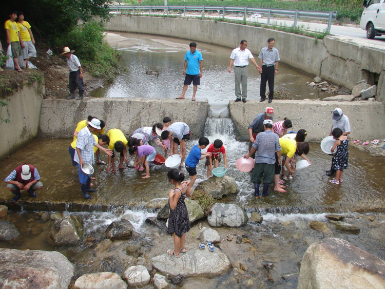 내년에는 천렵 체험도 가능 하도록 잘 관리하마 마음으로 약속하도 해보고
