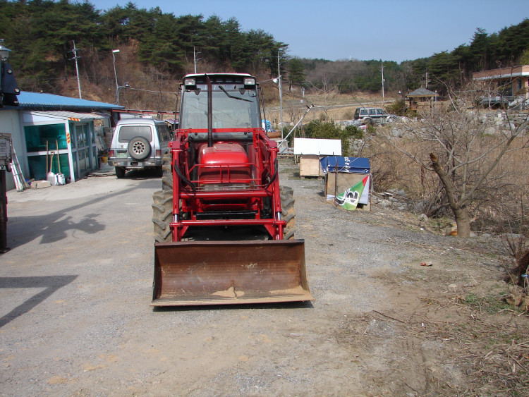 공동구매한 장비인데 쓸만하던군요 겨울엔 눈칠때도 한목할것 같아요