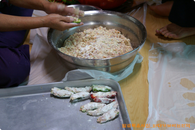 어머니들이 준비하시고 게신 음식중 일부
