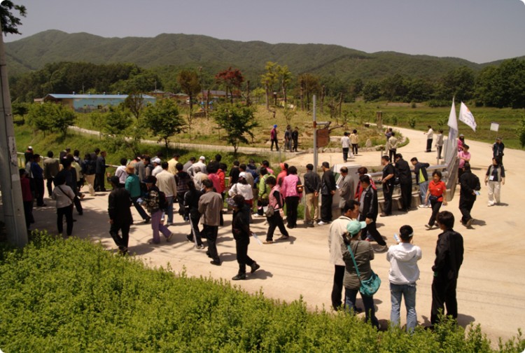 만들어지는 계기와 과정에 대한 설명도 들었습니다. 
