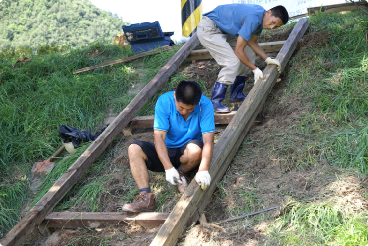 느리지만 꾸준히 주민의 힘으로