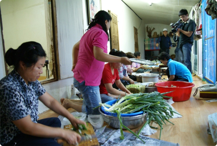 어색한 분위기가